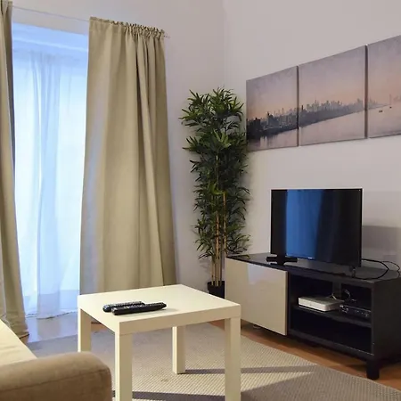 Family House Apartmán *